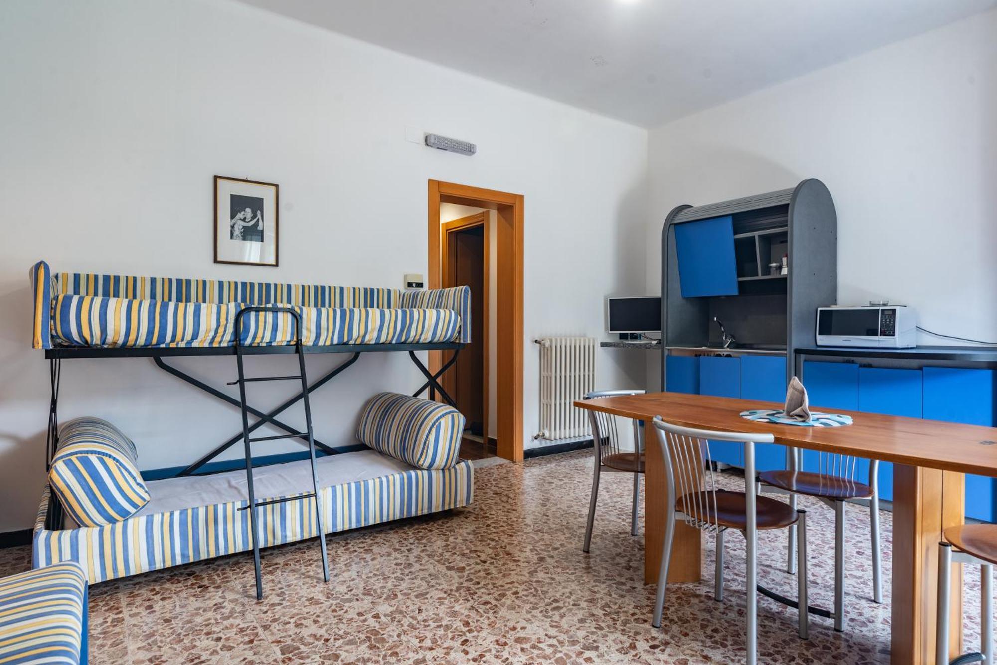 Residenza Adelaide Aparthotel Finale Ligure Ngoại thất bức ảnh