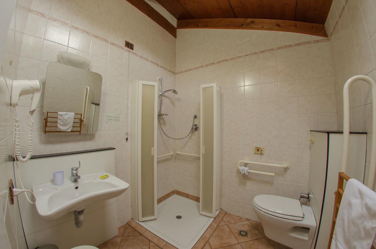 Residenza Adelaide Aparthotel Finale Ligure Ngoại thất bức ảnh