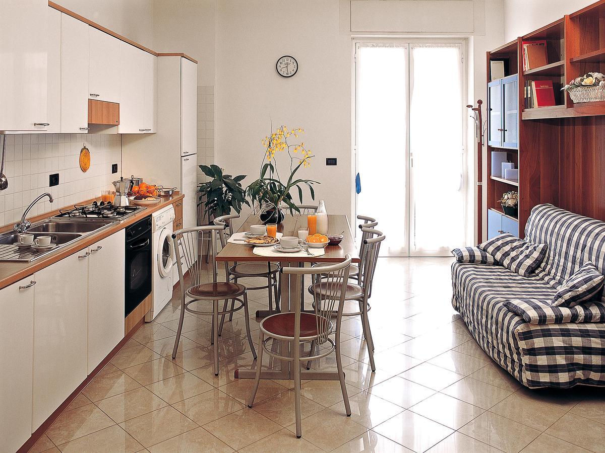 Residenza Adelaide Aparthotel Finale Ligure Ngoại thất bức ảnh