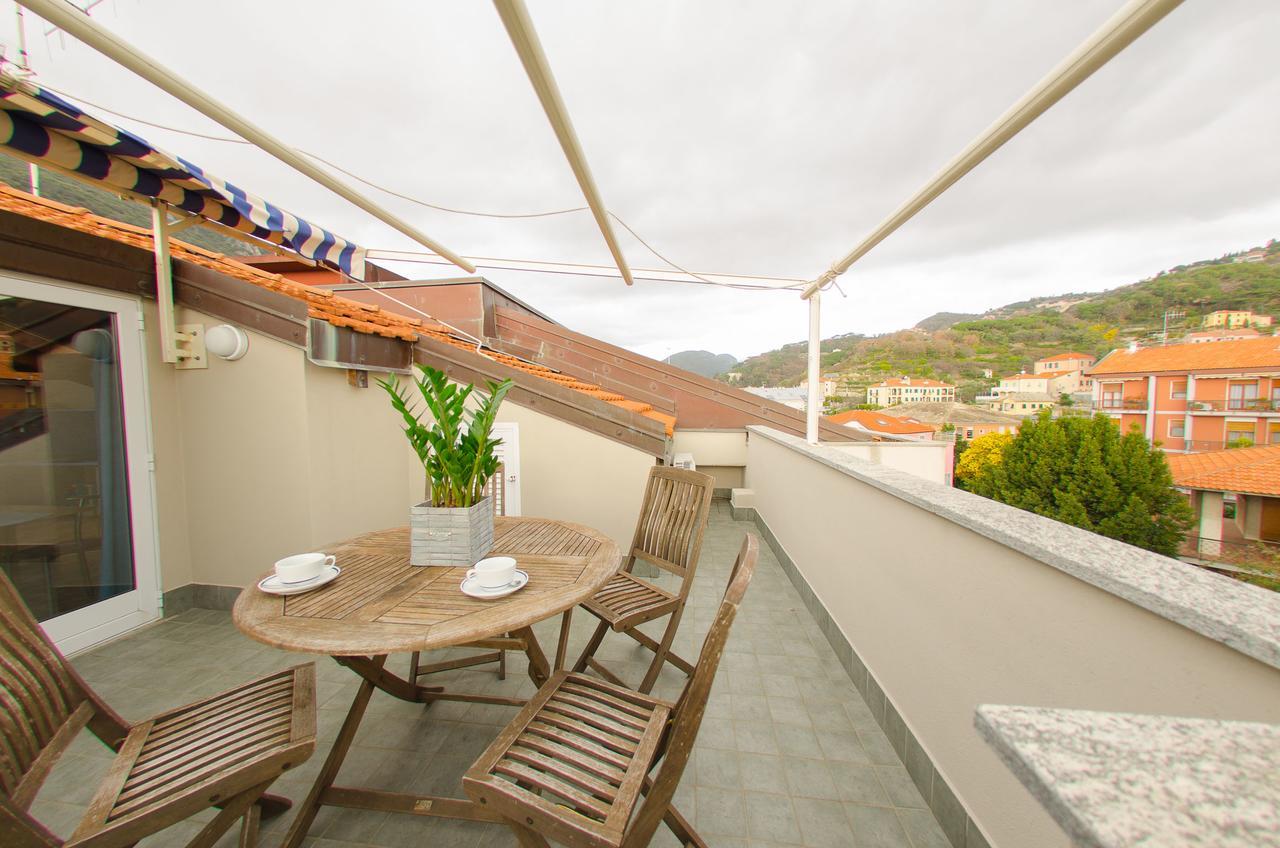 Residenza Adelaide Aparthotel Finale Ligure Ngoại thất bức ảnh