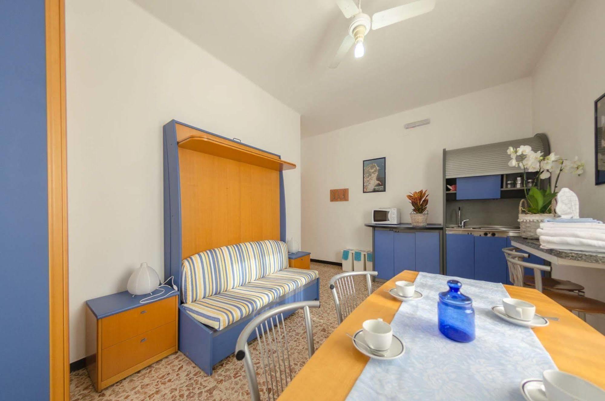 Residenza Adelaide Aparthotel Finale Ligure Ngoại thất bức ảnh