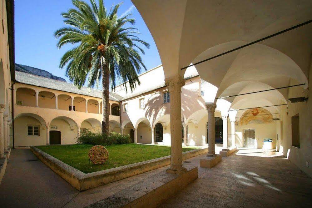 Residenza Adelaide Aparthotel Finale Ligure Ngoại thất bức ảnh