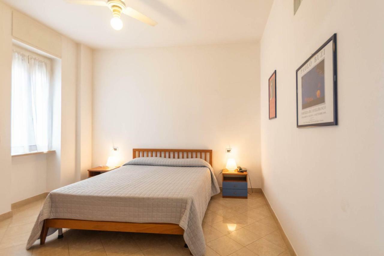 Residenza Adelaide Aparthotel Finale Ligure Ngoại thất bức ảnh